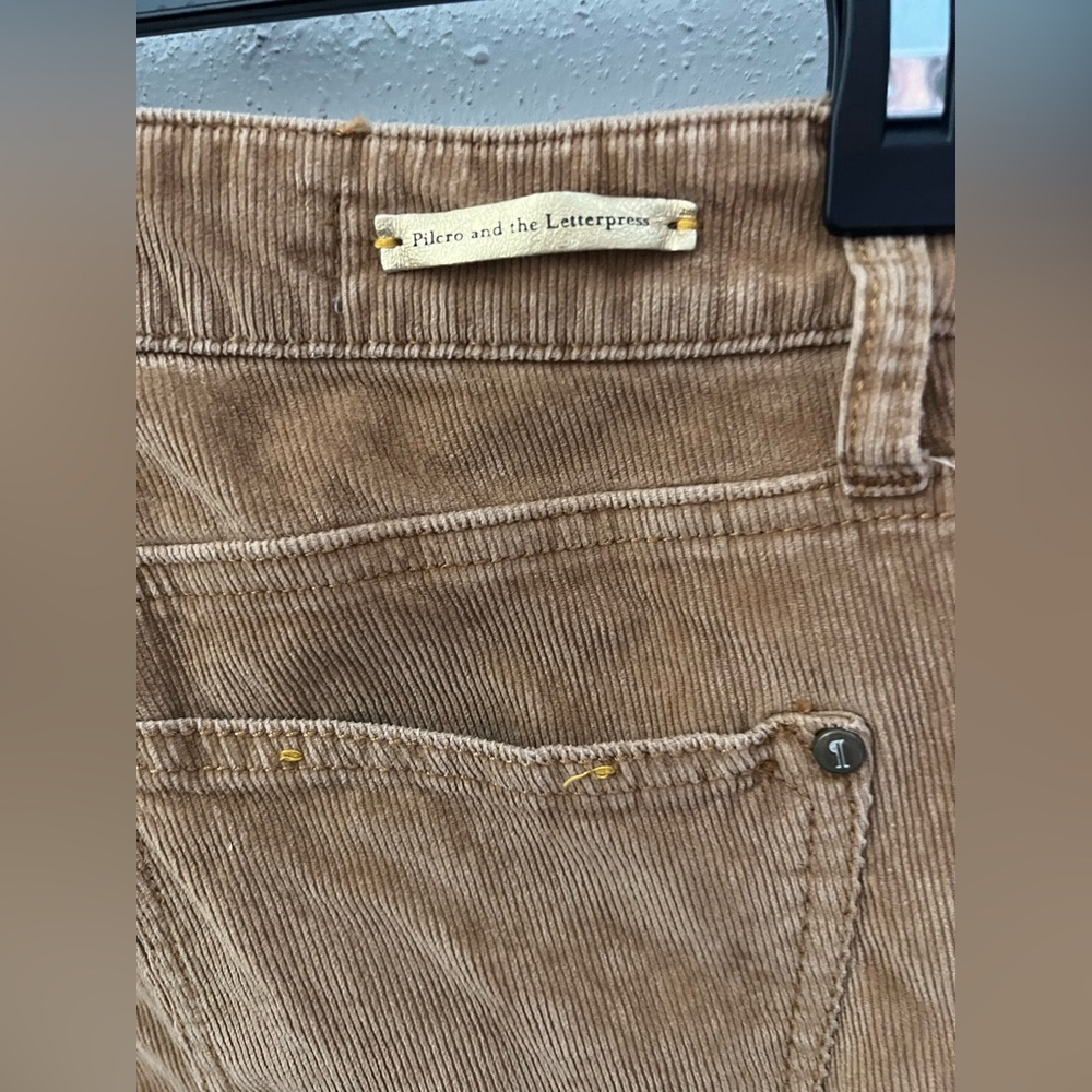 Pilcro and the Letterpress Chestnut Tan Flared Button Hem Corduroy Pants Size 26 - Picture 3 of 12